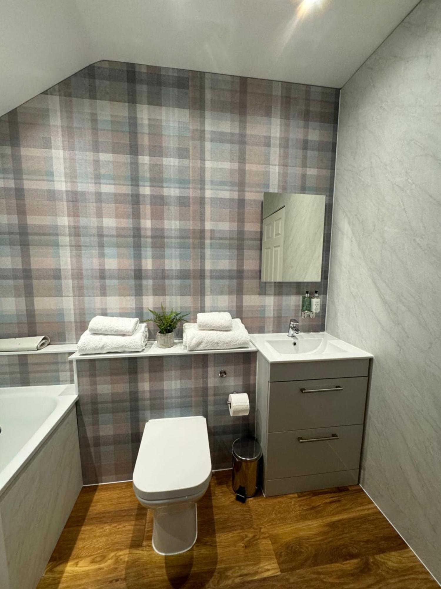 1 Sheraton Apartments Форт-Вільям Екстер'єр фото
